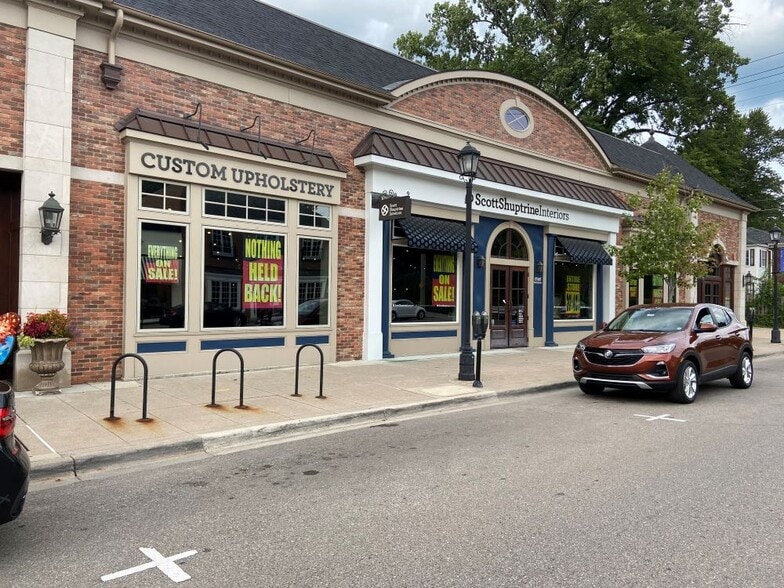 17141-17145 Kercheval Ave, Grosse Pointe, MI à louer - Photo du bâtiment - Image 2 de 15