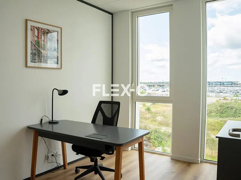 31 Rue Caroline Aigle, Mérignac for lease - Building Photo - Image 2 of 8