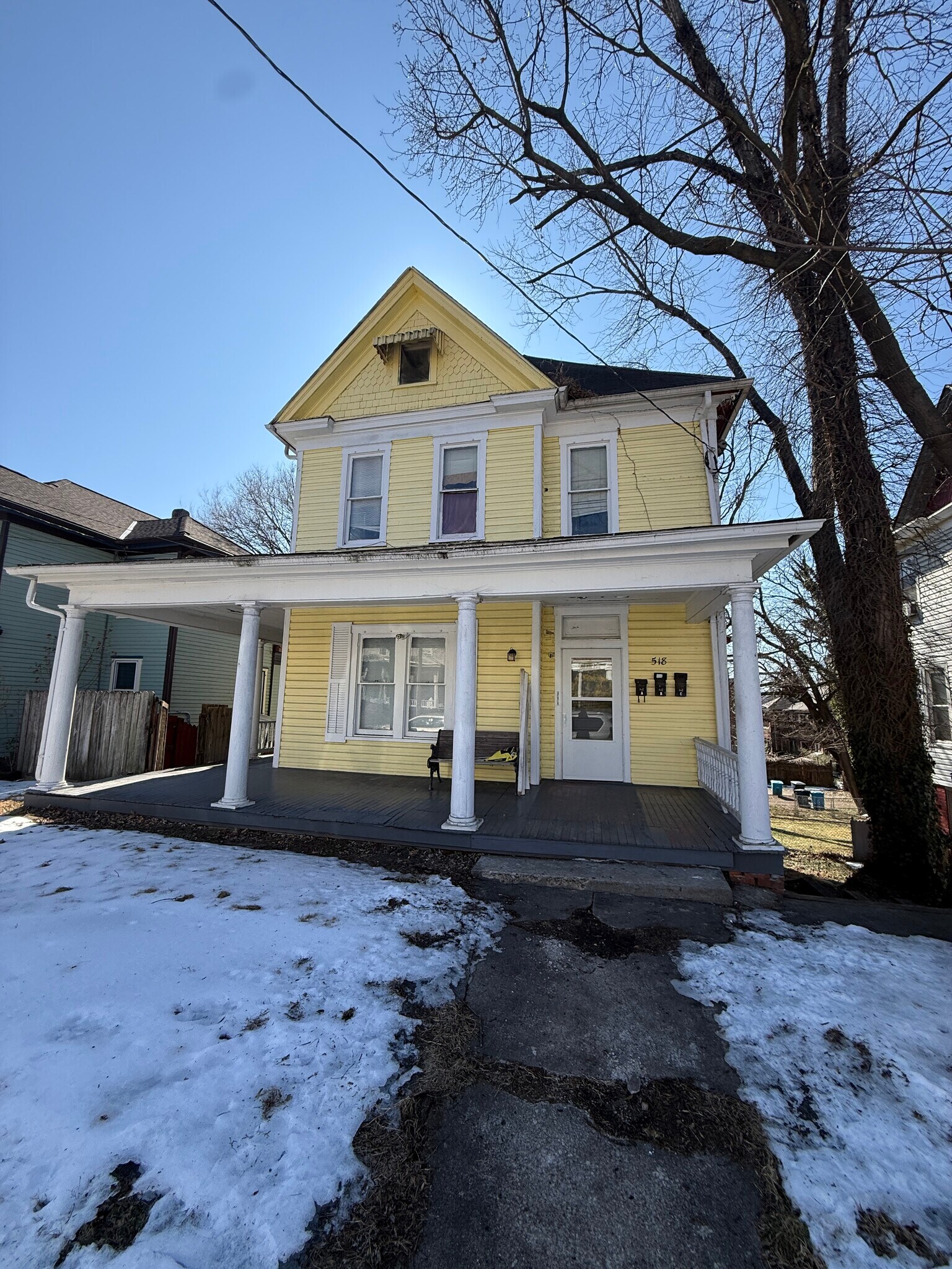 518 Highland Ave SW, Roanoke, VA à vendre Photo principale- Image 1 de 23