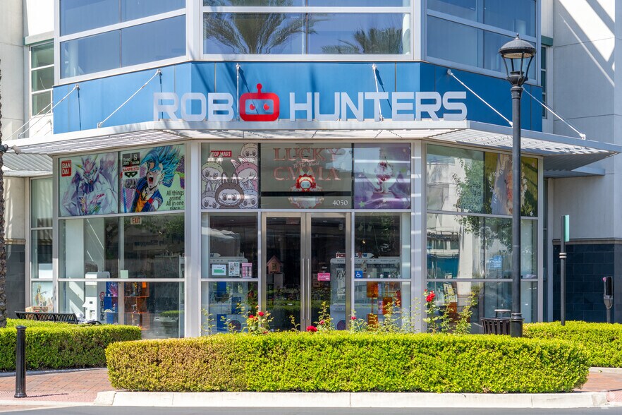 13920 City Center Dr, Chino Hills, CA à vendre - Photo du bâtiment - Image 3 de 4