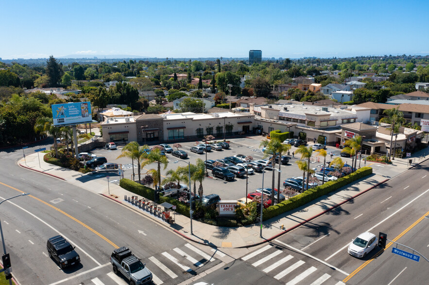 10840 National Blvd, Los Angeles, CA à vendre - Photo du bâtiment - Image 1 de 1