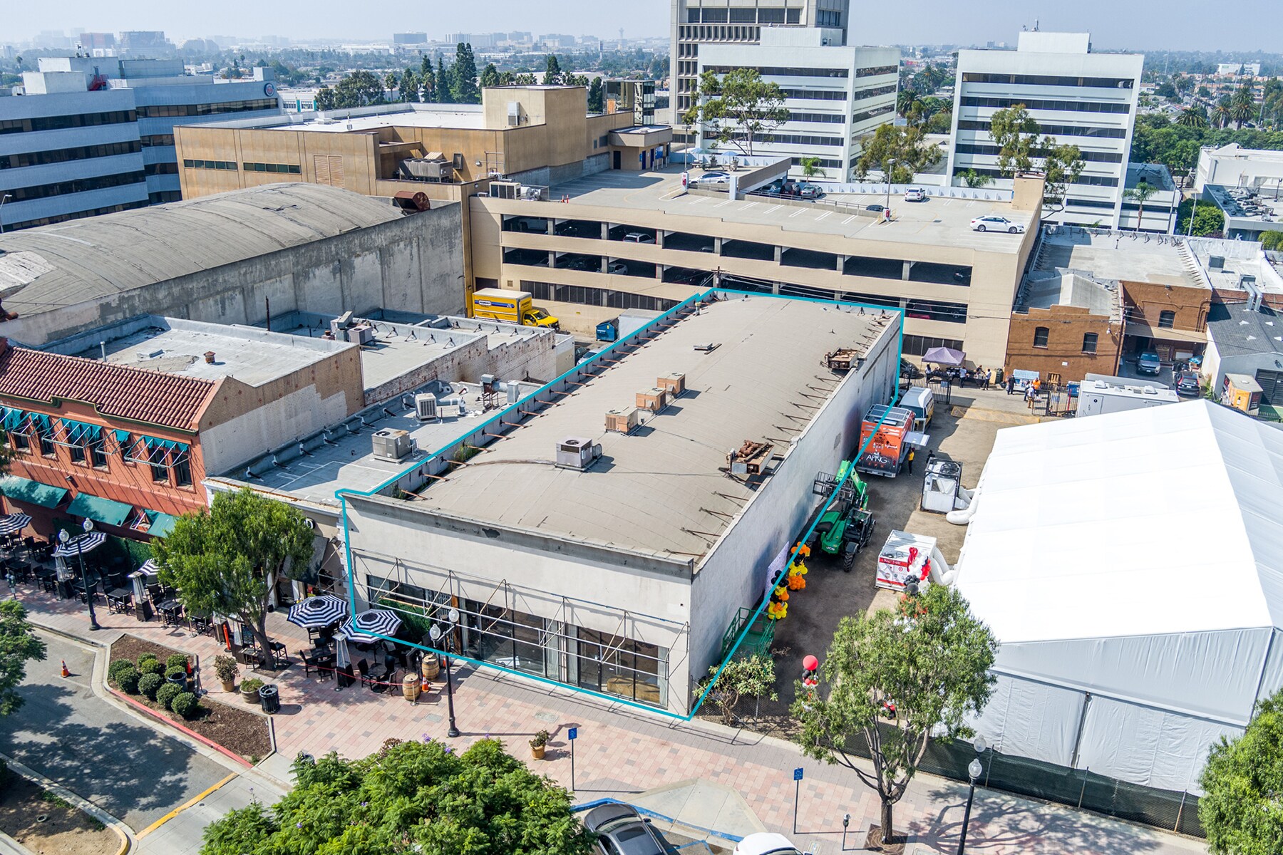 133-137 N Market St, Inglewood, CA for lease Building Photo- Image 1 of 8