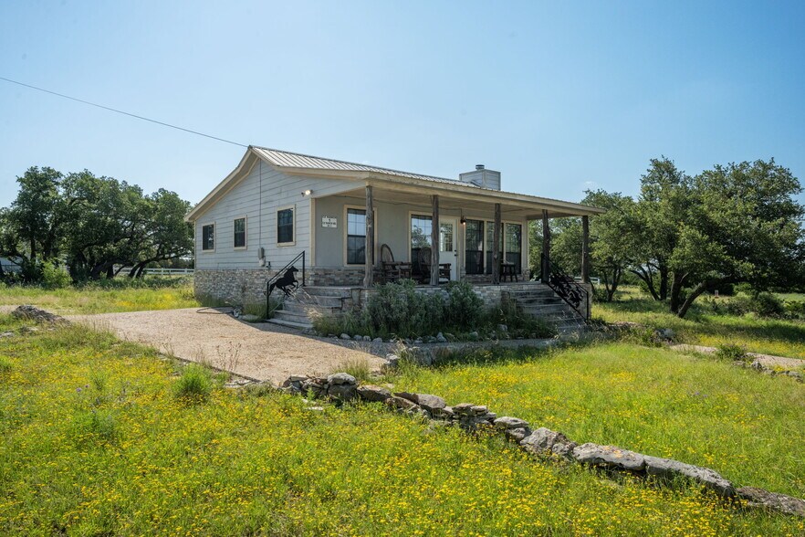 190 3019 NW, Junction, TX à vendre - Photo principale - Image 1 de 1