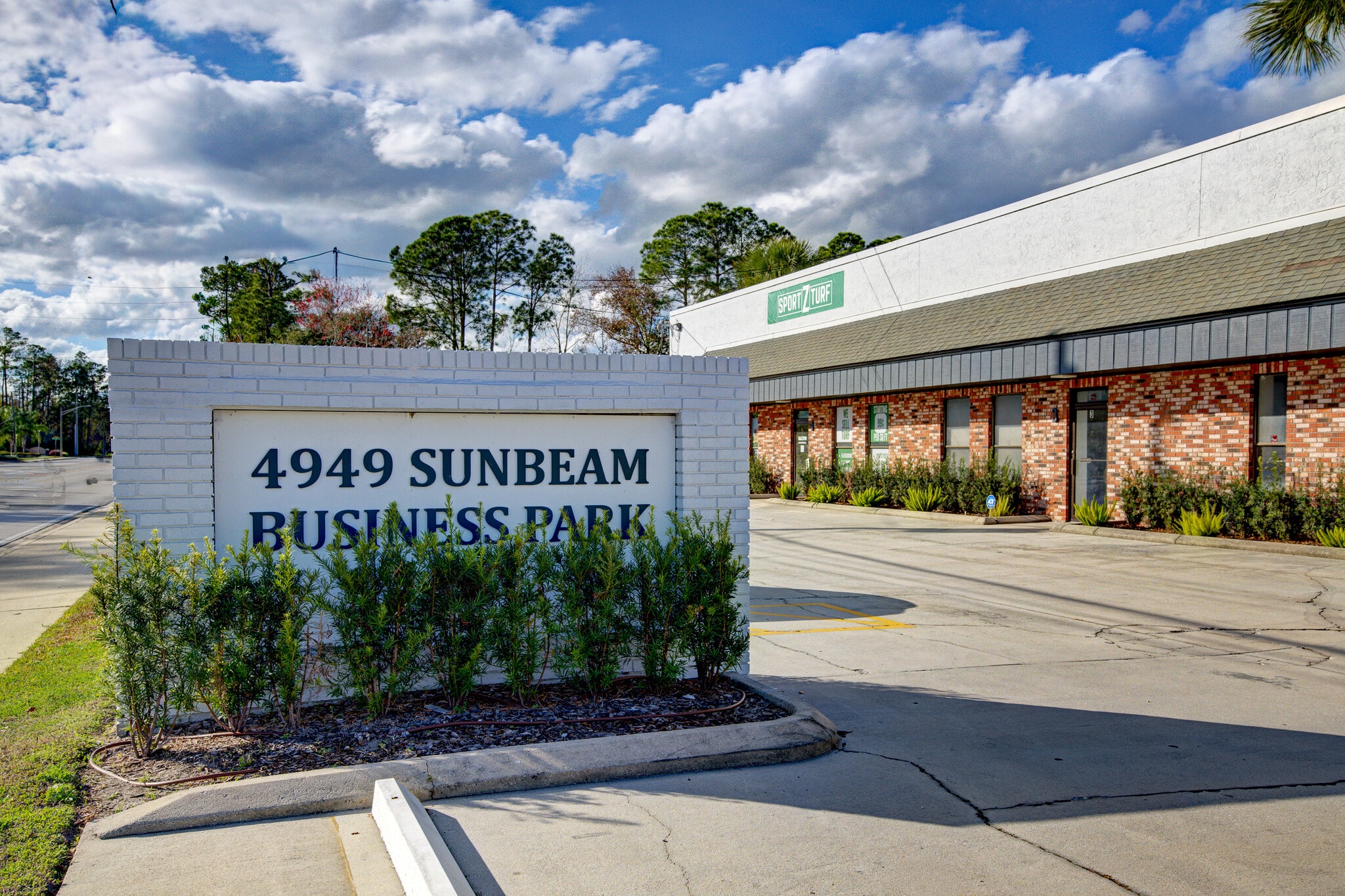 4949 Sunbeam Rd, Jacksonville, FL for lease Building Photo- Image 1 of 14
