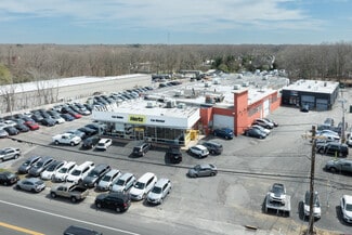 More details for 390 Middle Country Rd, Smithtown, NY - Retail for Lease