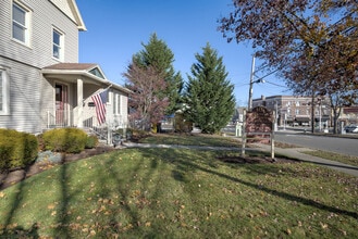 10 S Prospect St, Verona, NJ for lease Interior Photo- Image 2 of 14