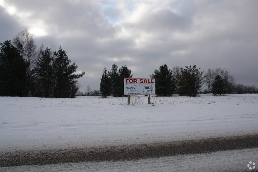 Joseph Dr, Midland, MI à vendre - Photo principale - Image 1 de 1