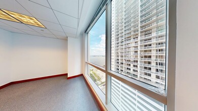 1111 Brickell Ave, Miami, FL for lease Interior Photo- Image 1 of 9