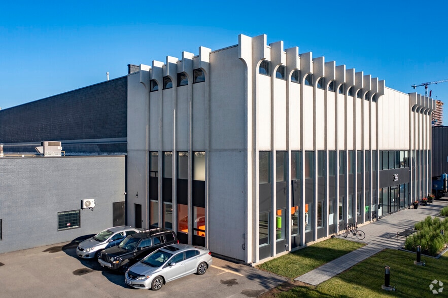 36 Horner Ave, Toronto, ON for lease - Building Photo - Image 2 of 5