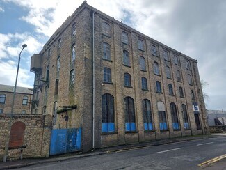 Plus de détails pour 16 Brewery Rd, Kilmarnock - Bureau à vendre