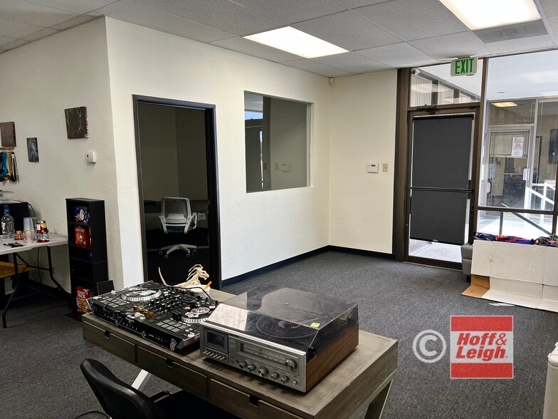 3370 N Peoria St, Aurora, CO à louer - Photo du bâtiment - Image 2 de 5