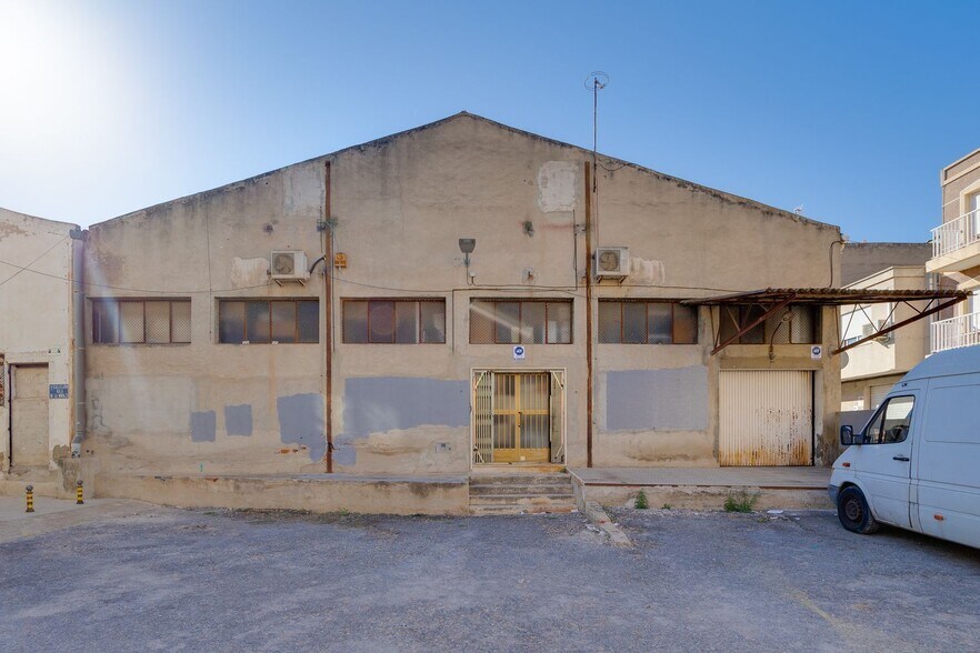 Romero, 5, Rojales, Alicante for sale - Primary Photo - Image 1 of 74