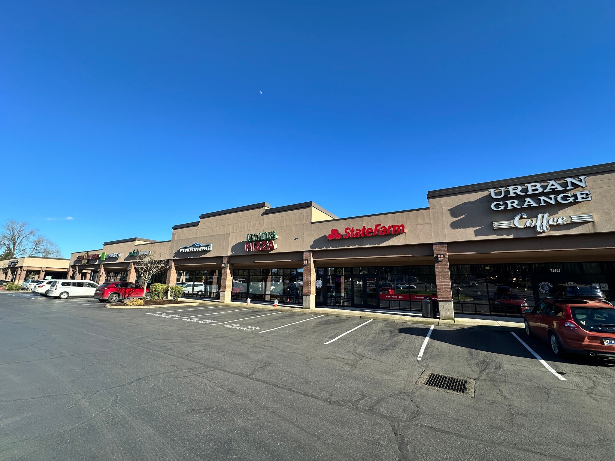 1594 NW Edgewater St, Salem, OR for lease Primary Photo- Image 1 of 8