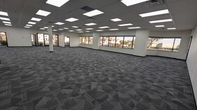 9831 S 51st St, Phoenix, AZ à louer Photo intérieure- Image 2 de 11