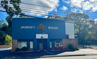 Plus de détails pour 892-894 Oaklawn Ave, Cranston, RI - Bureau, Commerce de détail à louer