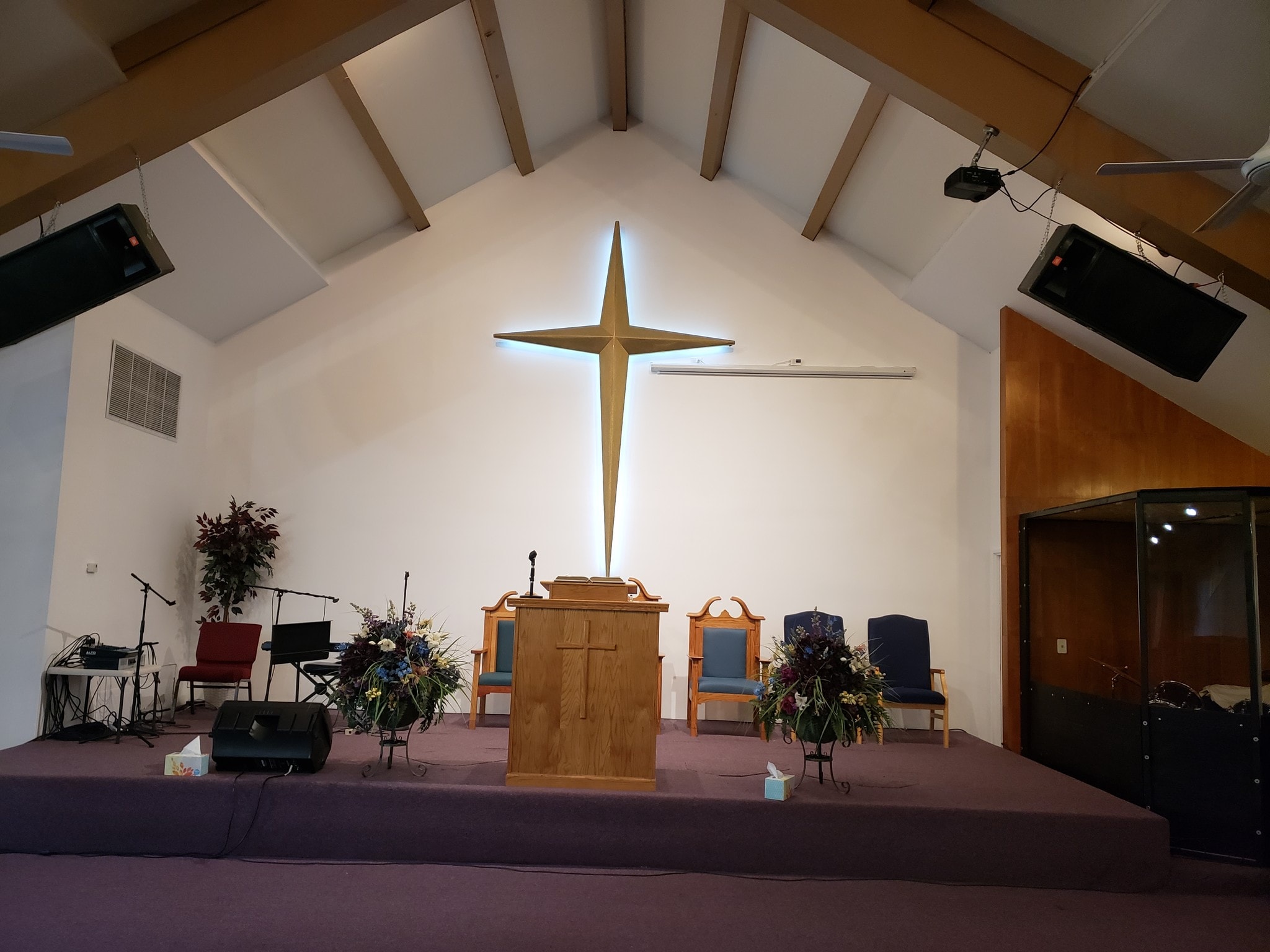 711 W Carlton Way, Tracy, CA for lease Interior Photo- Image 1 of 9