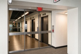 18000 W Nine Mile Rd, Southfield, MI for lease Interior Photo- Image 2 of 20