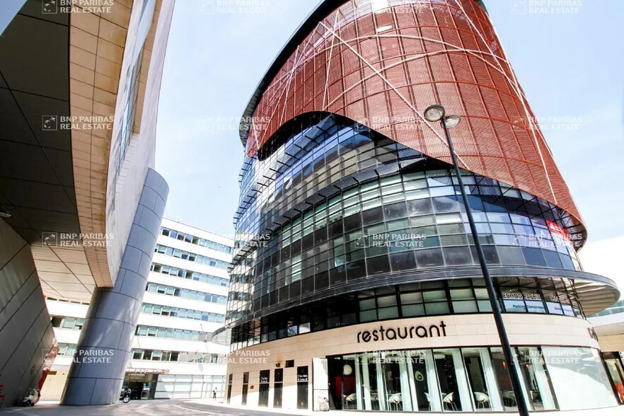 1 C Boulevard De Champagne, Dijon for sale - Building Photo - Image 3 of 13