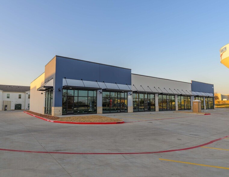 2225 Avondale-Haslet rd, Haslet, TX à louer - Photo du bâtiment - Image 3 de 9