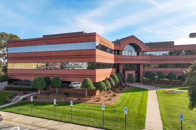 More details for 806 Green Valley Rd, Greensboro, NC - Coworking for Lease