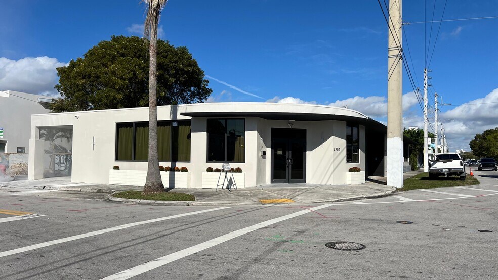 4200 - 4204 NW 2nd Ave, Miami, FL à vendre - Photo du bâtiment - Image 1 de 13