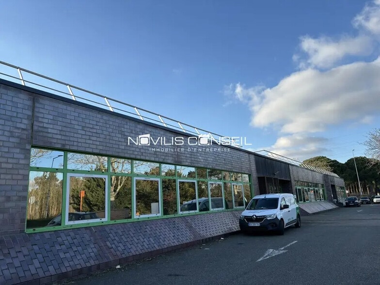 Office in Labège for lease - Building Photo - Image 3 of 5