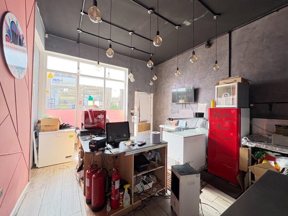 1 Oldfield Ln, Heckmondwike à louer Photo intérieure- Image 1 de 6