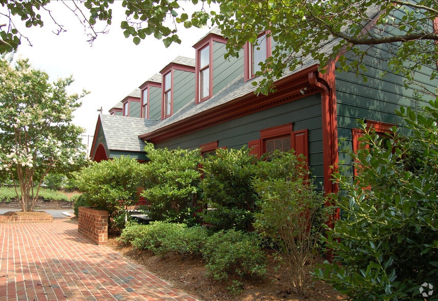 7808 Pineville-Matthews Rd, Charlotte, NC for lease - Building Photo - Image 3 of 14