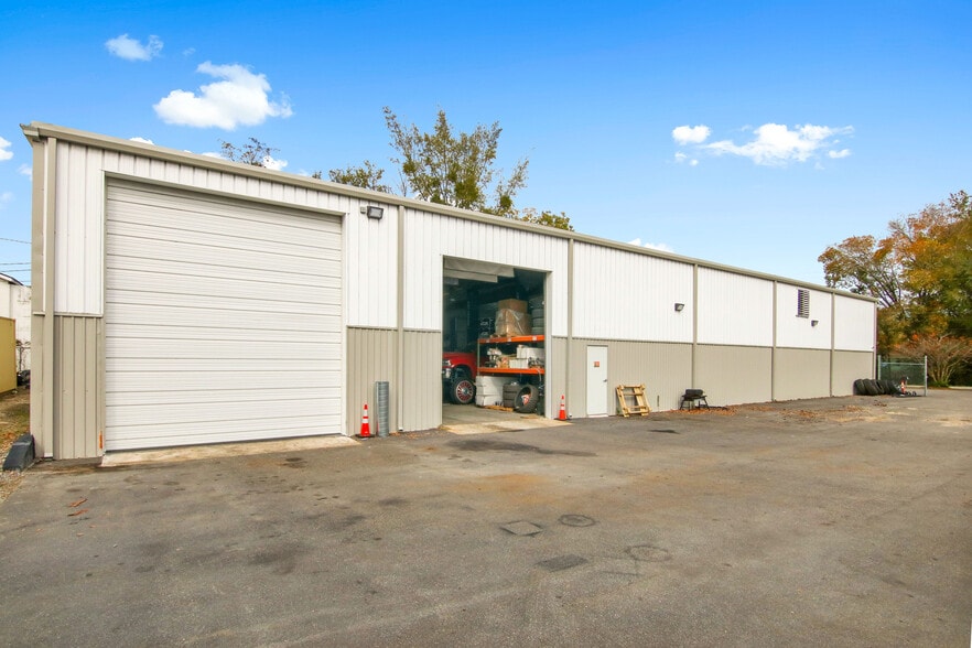 7329 Spa Rd, Charleston, SC à vendre - Photo du bâtiment - Image 2 de 13