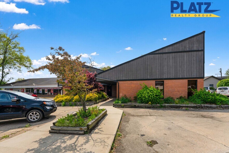 319 N Main St, Columbiana, OH à vendre - Photo du bâtiment - Image 1 de 9