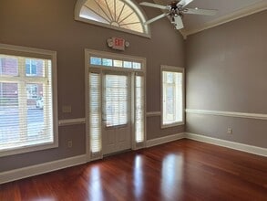 4720 Peachtree Industrial Blvd, Berkeley Lake, GA à louer Photo intérieure- Image 2 de 13