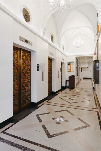 719 S Los Angeles St, Los Angeles, CA à louer - Photo intérieure - Image 3 de 8