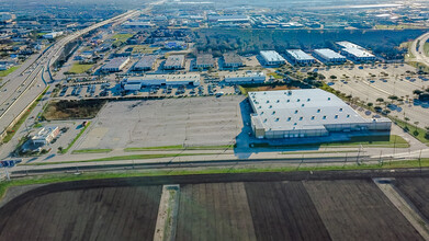 1615 South Loop W, Houston, TX - aerial  map view - Image1