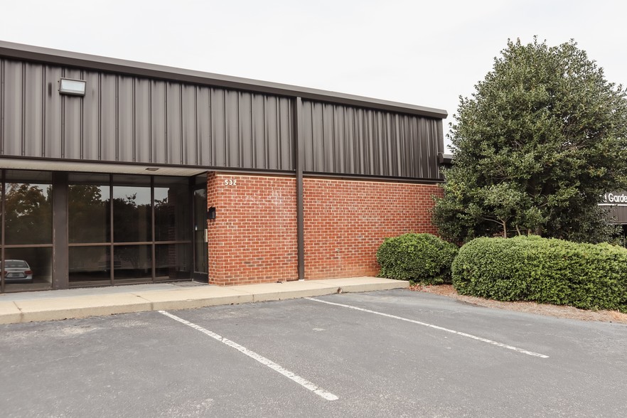 526-534 Pylon Dr, Raleigh, NC for sale - Building Photo - Image 1 of 1