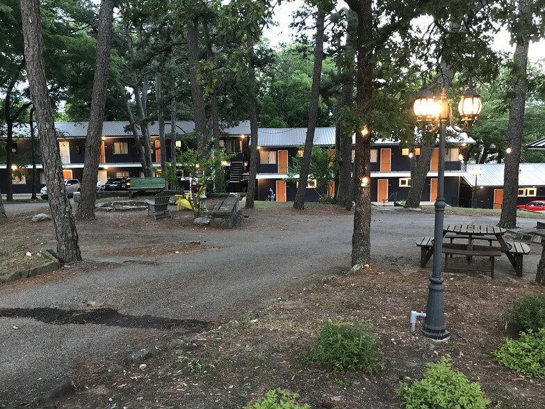 216 W Van Buren, Eureka Springs, AR à vendre - Autre - Image 3 de 22