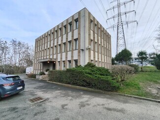 Plus de détails pour 4 Rue Maryse Bastié, Igny - Bureau à louer