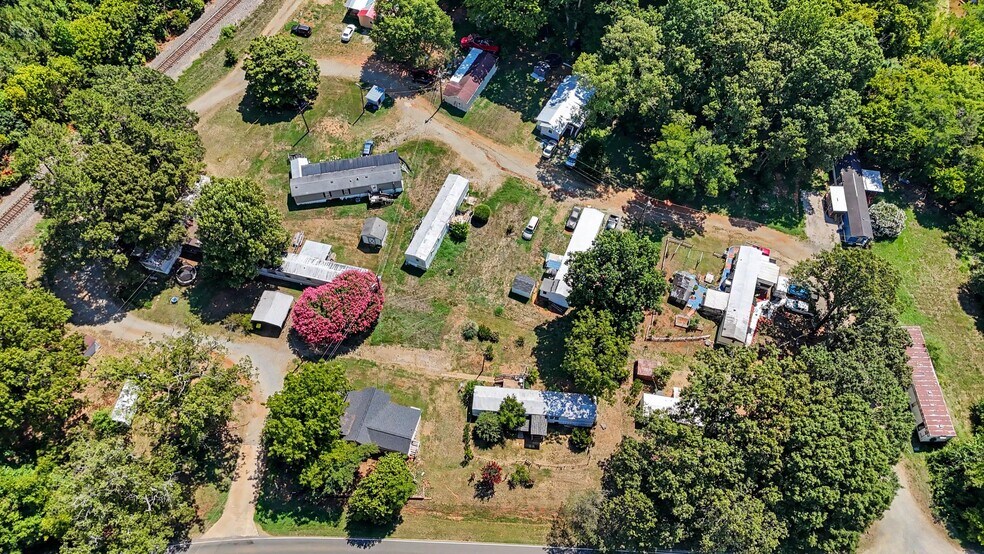 1678 Stone Street Ext, Mebane, NC à vendre - Photo du bâtiment - Image 3 de 31