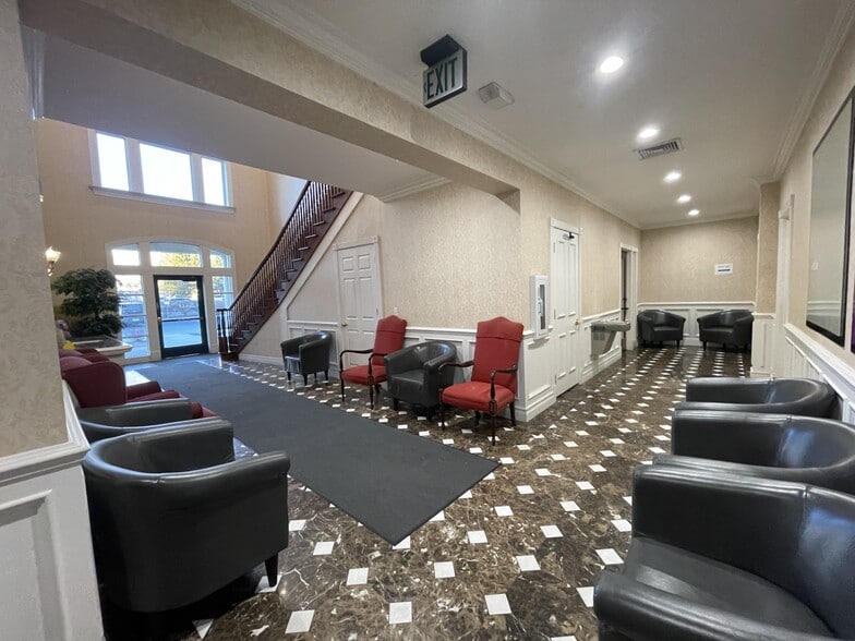 3650 N University Ave, Provo, UT à louer - Photo intérieure - Image 3 de 22