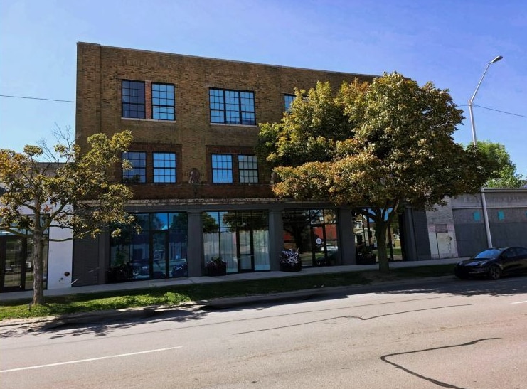 2857 E Grand Blvd, Detroit, MI à louer Photo principale- Image 1 de 11