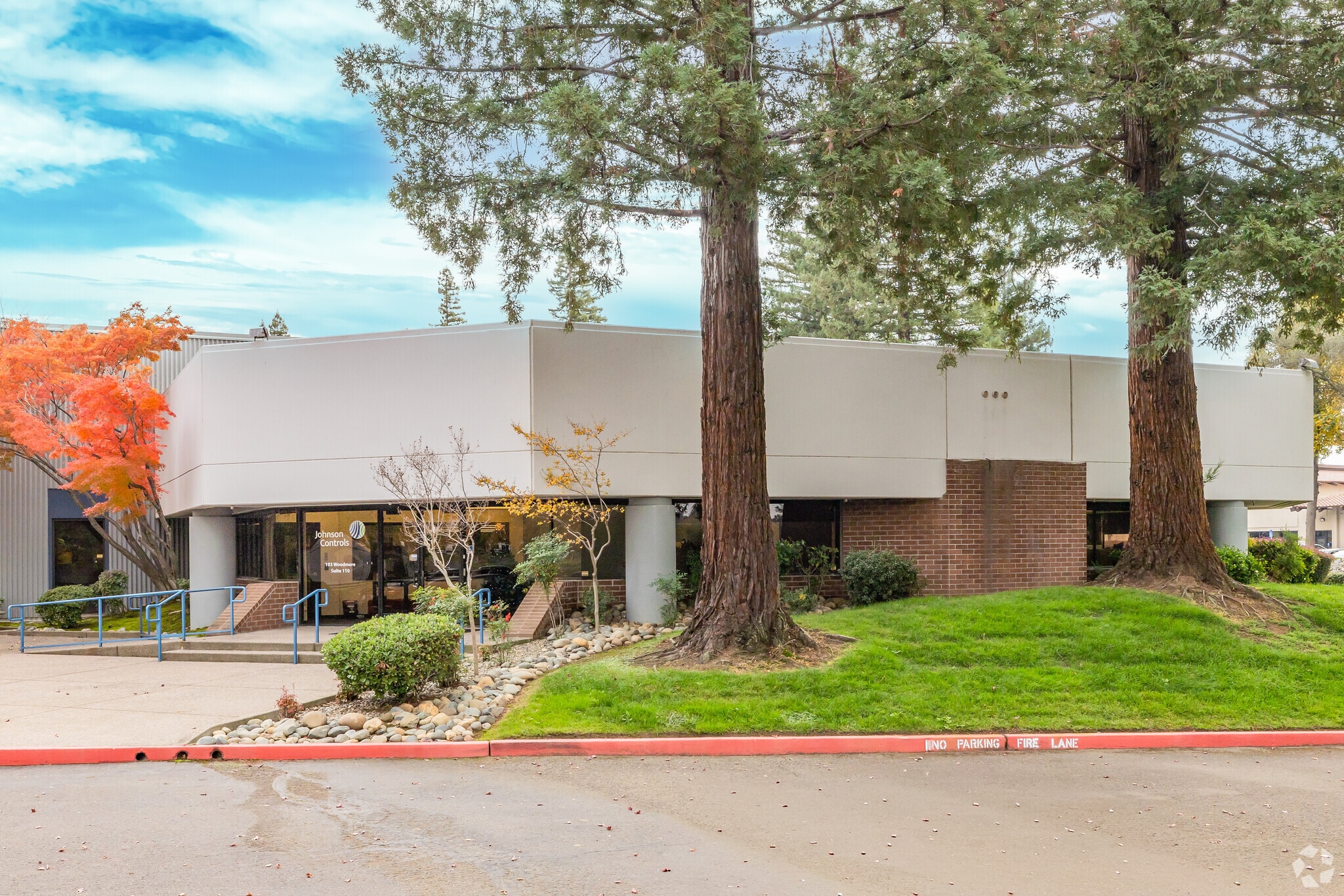 103 Woodmere Rd, Folsom, CA for lease Primary Photo- Image 1 of 4
