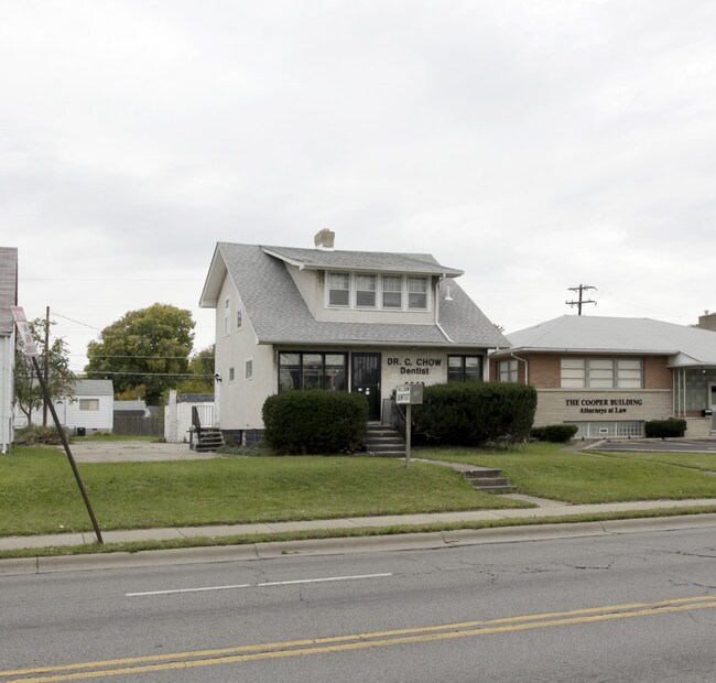 Plus de détails pour 3049 Cleveland Ave, Columbus, OH - Bureau à vendre
