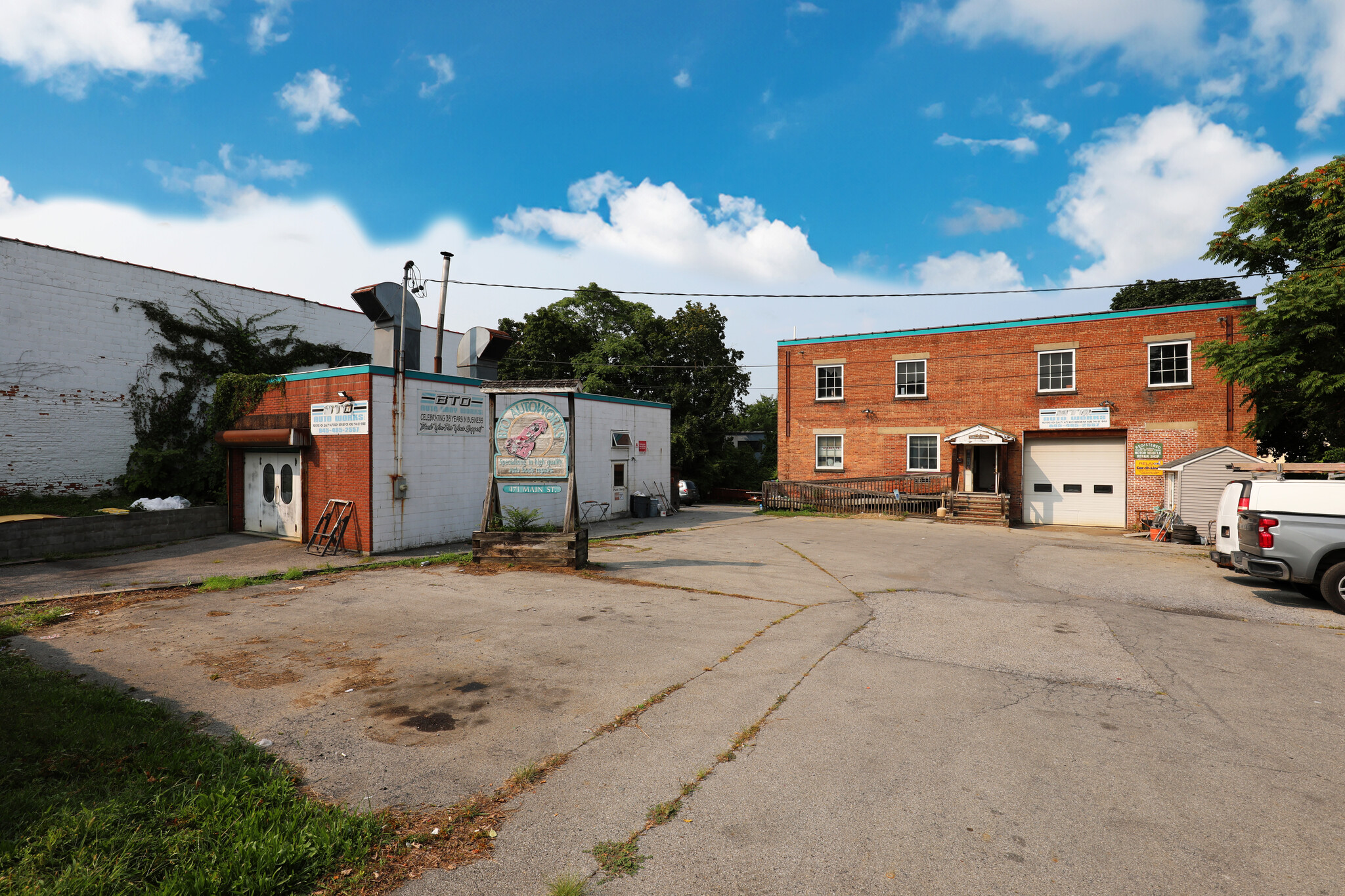 471 Main St, Poughkeepsie, NY à vendre Photo du bâtiment- Image 1 de 33