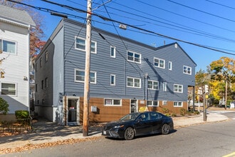 452 Pleasant St, Malden, MA for lease Interior Photo- Image 2 of 11