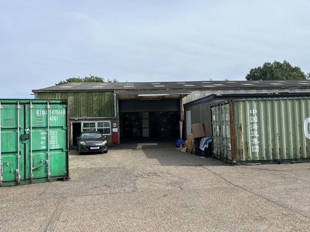 A22, Hailsham for lease Building Photo- Image 1 of 3