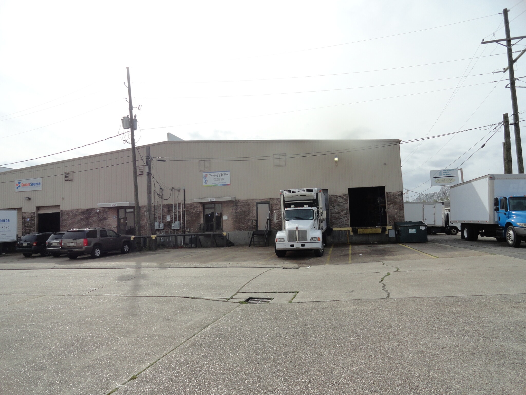 4753 River Rd, New Orleans, LA for lease Building Photo- Image 1 of 3