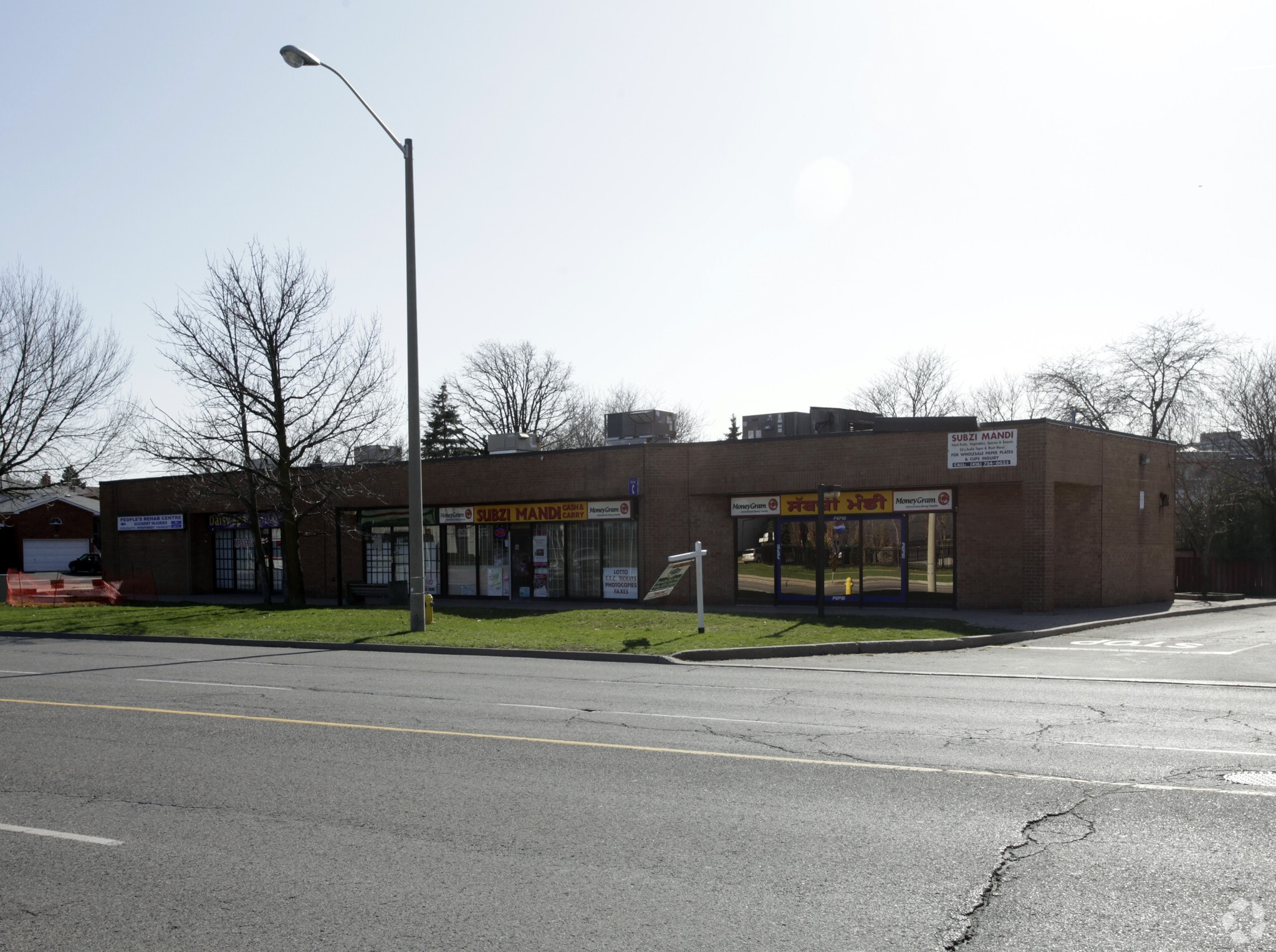 900 Middlefield Rd, Toronto, ON for lease Primary Photo- Image 1 of 5