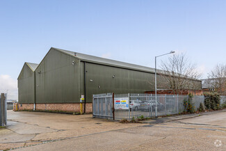 More details for 190 Gumley Rd, Grays - Industrial for Lease