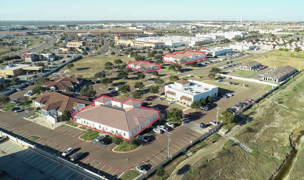 Las Canteras Business Park portfolio of 3 properties for sale on LoopNet.ca - Building Photo - Image 1 of 4