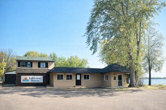 10762 Lakeview Shore Dr, Pine City, MN for lease Building Photo- Image 2 of 12