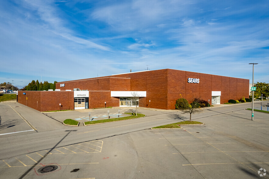 5256 State Route 30, Greensburg, PA à louer - Photo principale - Image 1 de 5